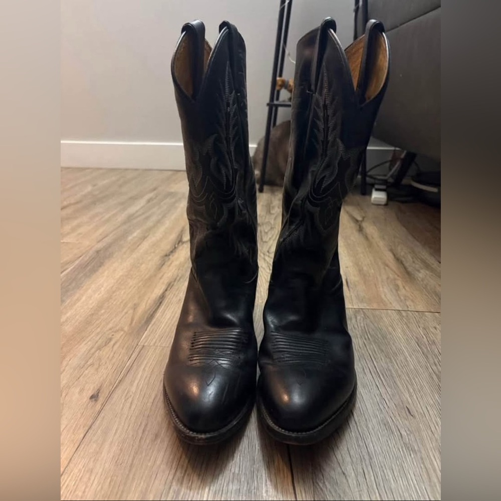 Black Tony Lama Cowboy boots
